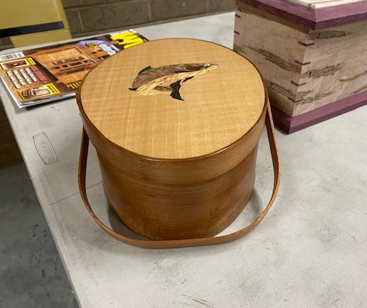 Charlie Brown Amish oval box